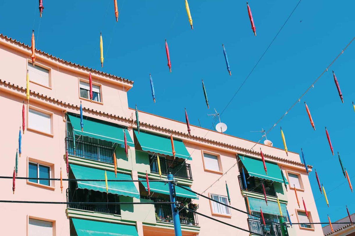 how-long-do-awnings last
